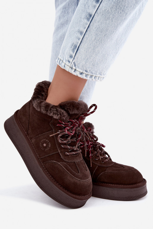 botas de neve em camurça sintética para mulheres com atacadores Big Star UU274312 na cor chocolate