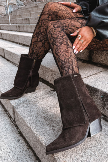 botins de estilo cowboy com saltos de camurça natural com cano bordado Big Star UU274115 na cor chocolate 2