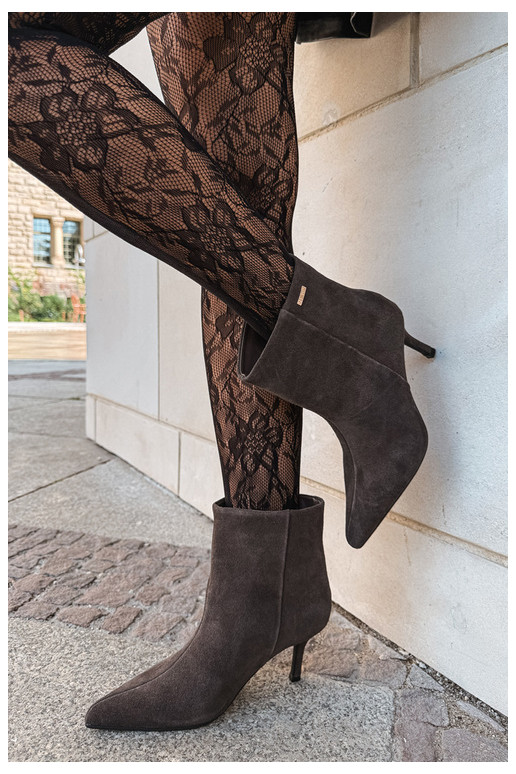 Botas de camurça com saltos finos e isolamento, slip-on Big Star UU274492 castanhas
