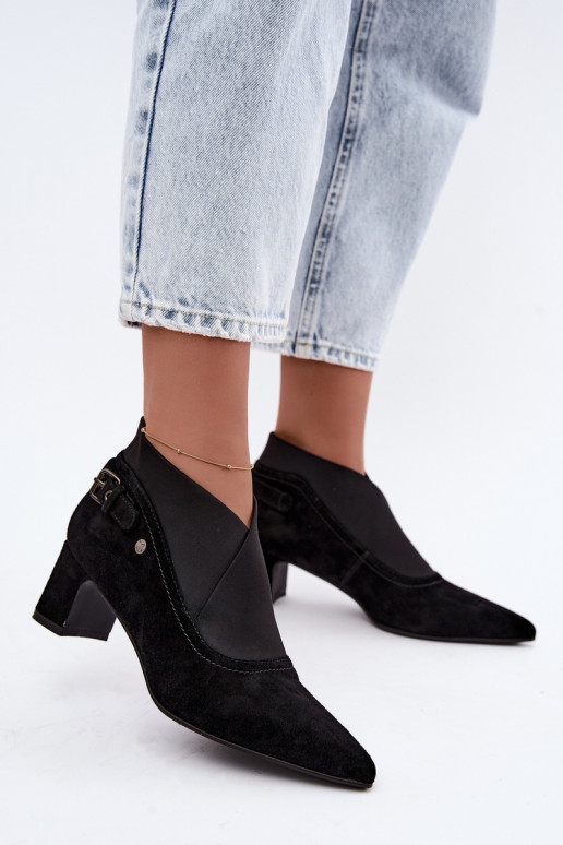 Botins de camurça quentes com salto Tai turiciejka K7691-01 cor preta
