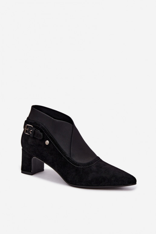 Botins de camurça quentes com salto Tai turiciejka K7691-01 cor preta