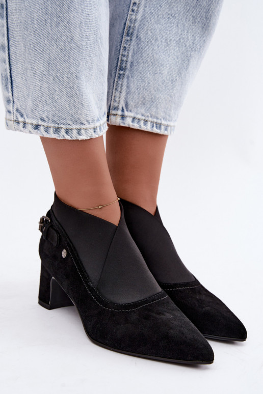 Botins de camurça quentes com salto Tai turiciejka K7691-01 cor preta