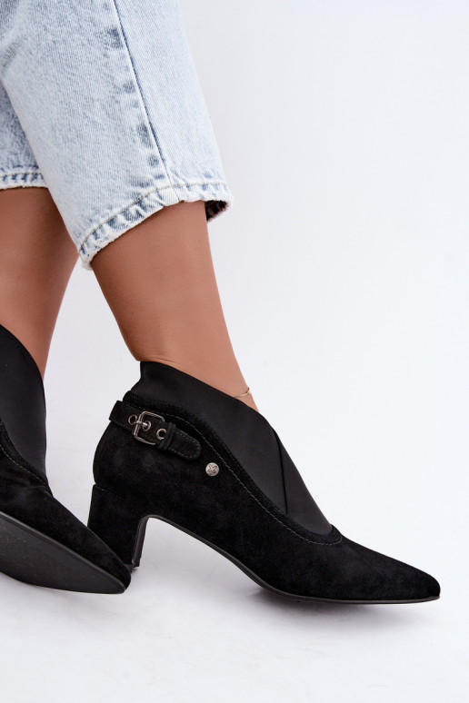 Botins de camurça quentes com salto Tai turiciejka K7691-01 cor preta