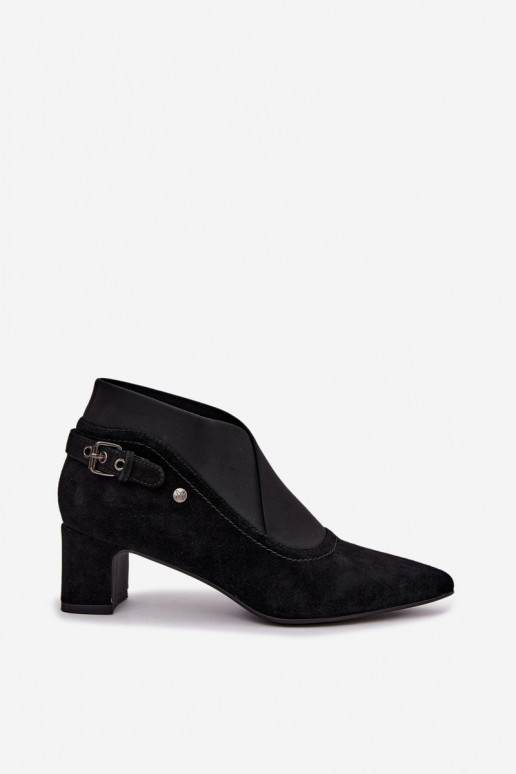 Botins de camurça quentes com salto Tai turiciejka K7691-01 cor preta