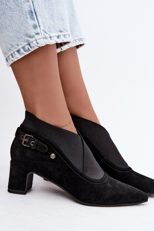 Botins de camurça quentes com salto Tai turiciejka K7691-01 cor preta