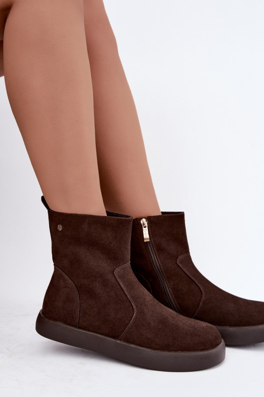 Sapatos de camurça isolados para mulheres Tai turiciejka K7800-02 cor chocolate