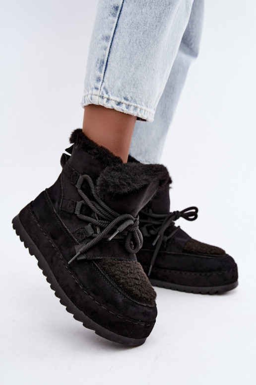 Botas de inverno pretas com atacadores na plataforma Coraliah