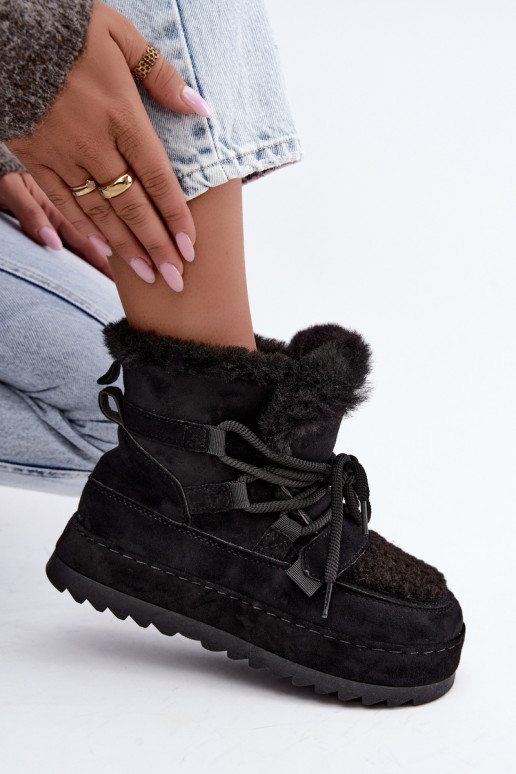 Botas de inverno pretas com atacadores na plataforma Coraliah