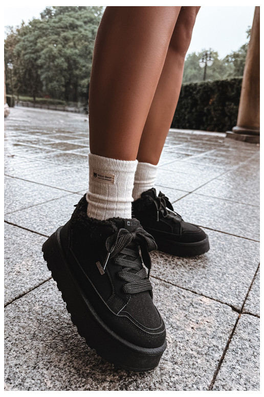 Botas de neve femininas com plataforma e pelo Big Star SS274104 em preto