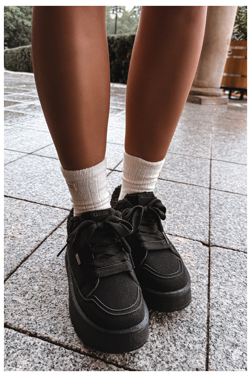Botas de neve femininas com plataforma e pelo Big Star SS274104 em preto