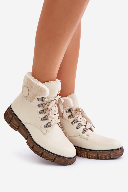 Botins isolados em areia feminino Mevanisa