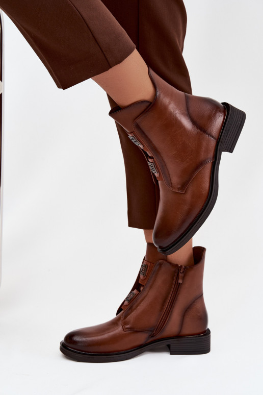 Botins isolados marrons de salto baixo femininos Tavressa