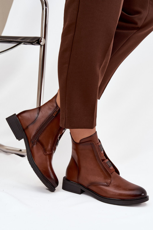 Botins isolados marrons de salto baixo femininos Tavressa