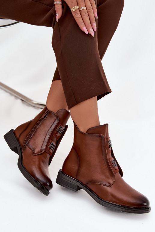 Botins isolados marrons de salto baixo femininos Tavressa