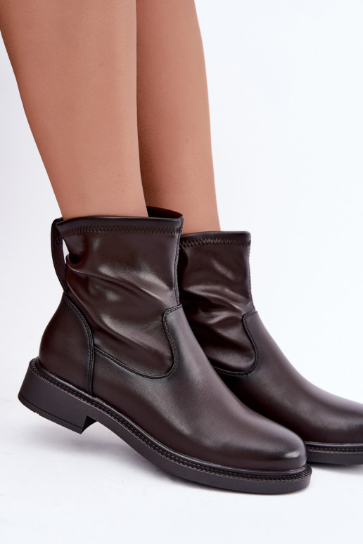 Botins isolados em couro com salto largo Sergio Leone BT-62 chocolate