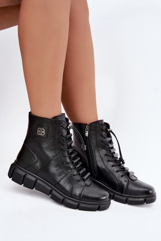 Botins isolados femininos em couro sintético cor preta Savelia