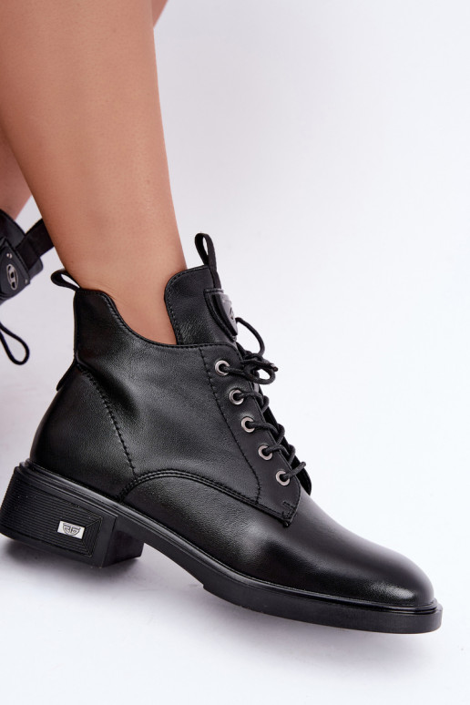 Botins de couro com ornamentos Vinceza 133145 na cor preta