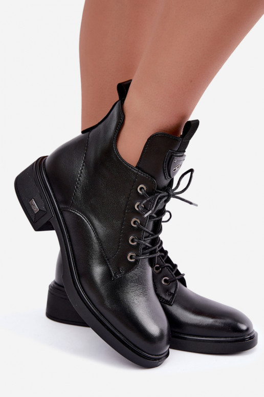 Botins de couro com ornamentos Vinceza 133145 na cor preta