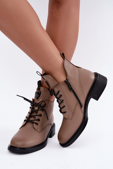 Botins de couro com ornamentos Vinceza 133145 na cor areia 2
