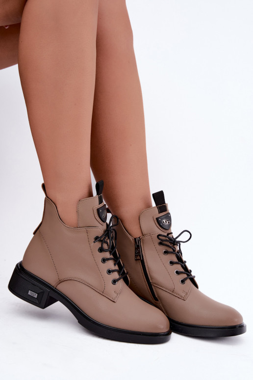 Botins de couro com ornamentos Vinceza 133145 na cor areia