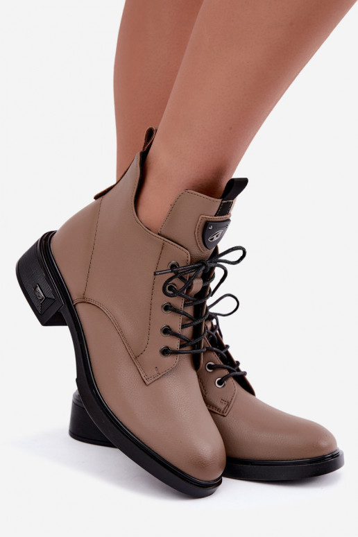 Botins de couro com ornamentos Vinceza 133145 na cor areia