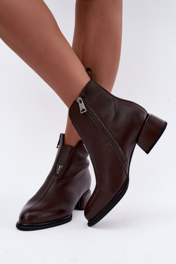 Botins isolados femininos de couro natural com saltos baixos Vinceza Czekolado 2