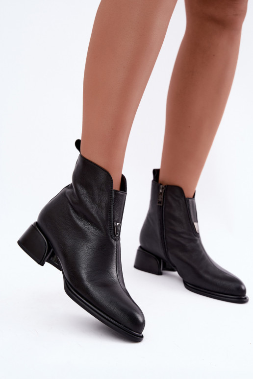 Botins isolados femininos de couro natural com saltos baixos Vinceza pretos