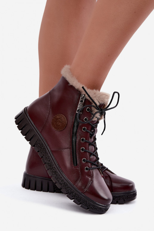Botins femininos isolados em couro natural Vinceza 133123 na cor bordô