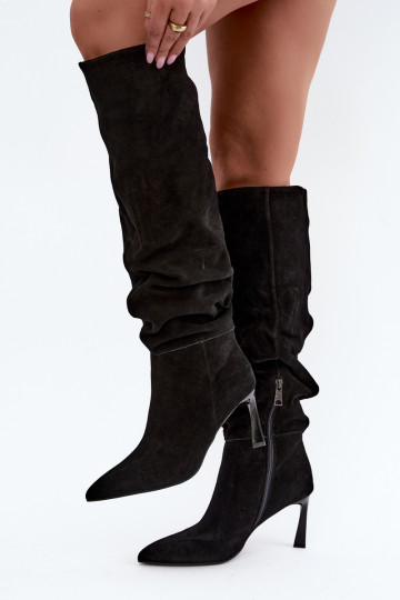 Botas altas em camurça sintética Slouchy com saltos finos Vinceza 89170 na cor preta 2