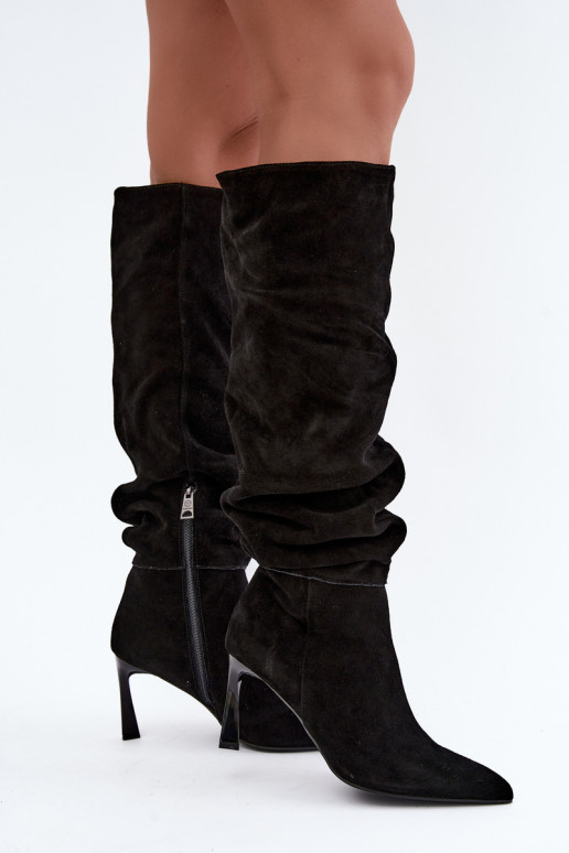 Botas altas em camurça sintética Slouchy com saltos finos Vinceza 89170 na cor preta