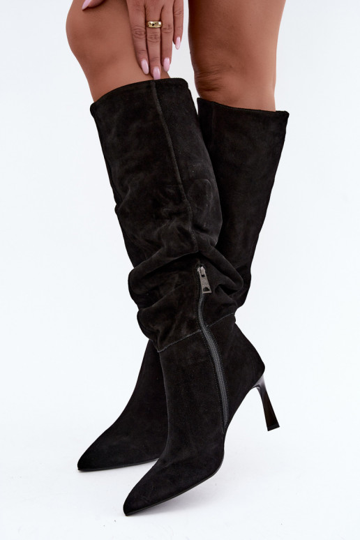 Botas altas em camurça sintética Slouchy com saltos finos Vinceza 89170 na cor preta