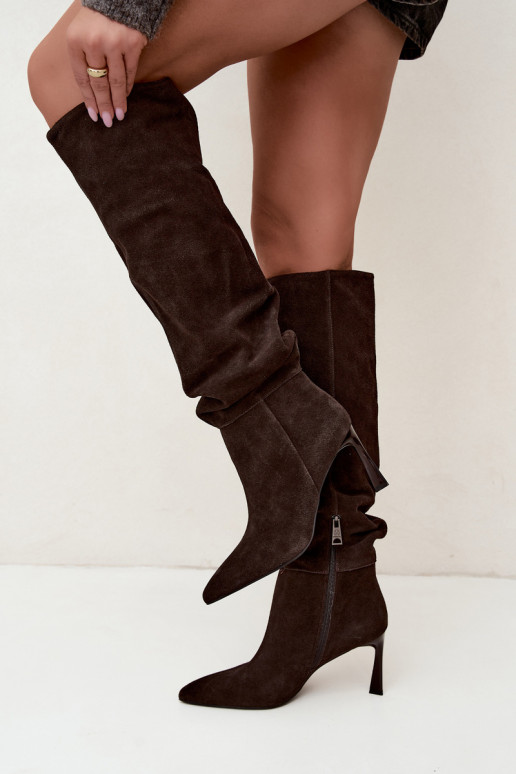 Botas altas em camurça sintética Slouchy com saltos finos Vinceza 89170 na cor chocolate