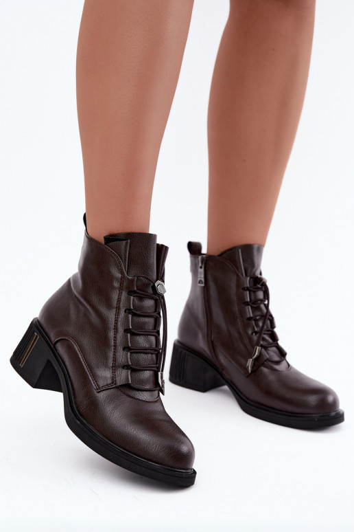 Botins isolados em couro natural Klocke Vinceza 89161 na cor chocolate