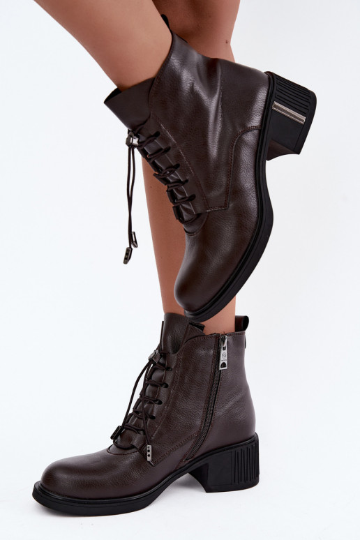 Botins isolados em couro natural Klocke Vinceza 89161 na cor chocolate
