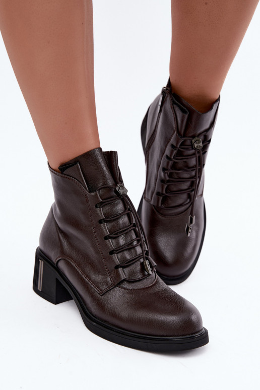 Botins isolados em couro natural Klocke Vinceza 89161 na cor chocolate