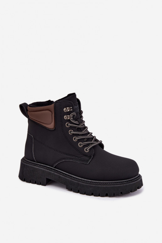 Sapatos femininos isolados, pretos Sarvella