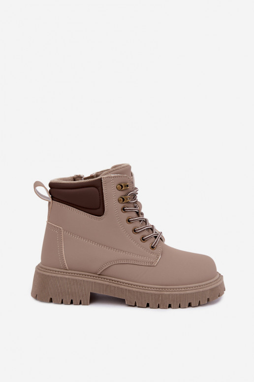 Sapatos femininos isolados, cor areia Sarvella