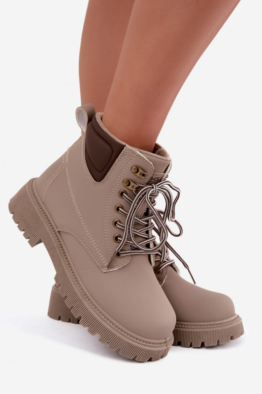 Sapatos femininos isolados, cor areia Sarvella