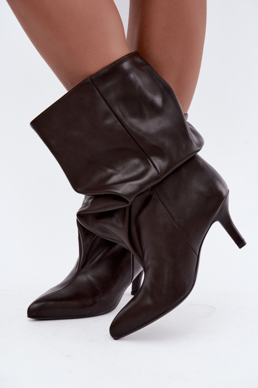 Um modelo atraente Botas femininas Typu Slouchy com salto CzekoladoParae Gelra