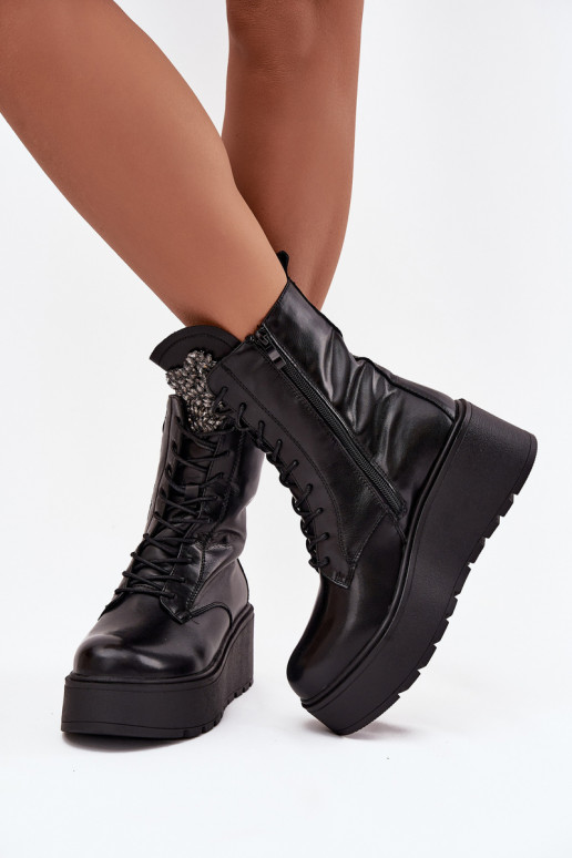 Botins de couro femininos com ornamentos forrados em preto Ulrika