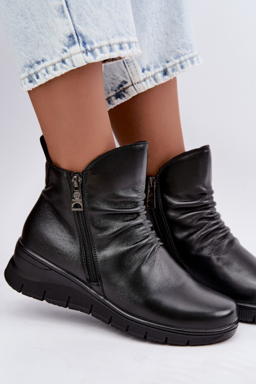 Botins quentes com plataforma e babados Vinceza 133117 pretos