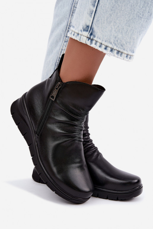 Botins quentes com plataforma e babados Vinceza 133117 pretos