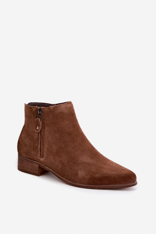 Sapatos de couro camurça de salto baixo Vinceza 133136 na cor marrom