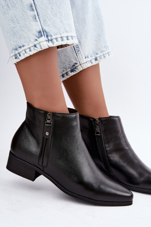 Botins de couro de salto baixo Vinceza 133136 na cor preta