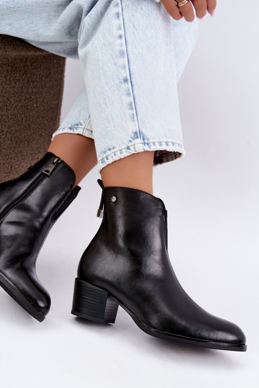 Botins isolados Klocke Vinceza 58654 na cor preta