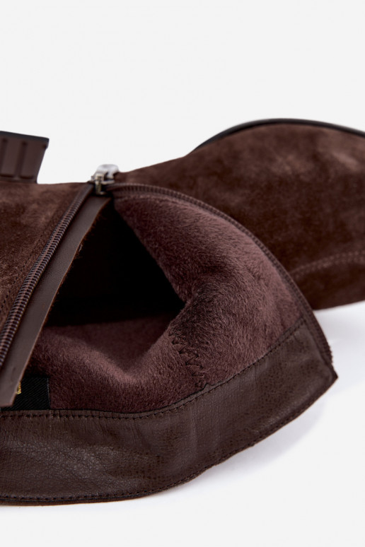 Botins femininos de camurça sintética Klocke isolados D&A CR62-3476 na cor marrom