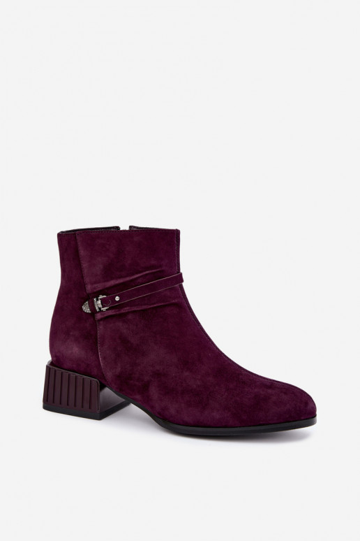 Botins femininos de camurça sintética Klocke isolados D&A CR62-3476 na cor ameixa