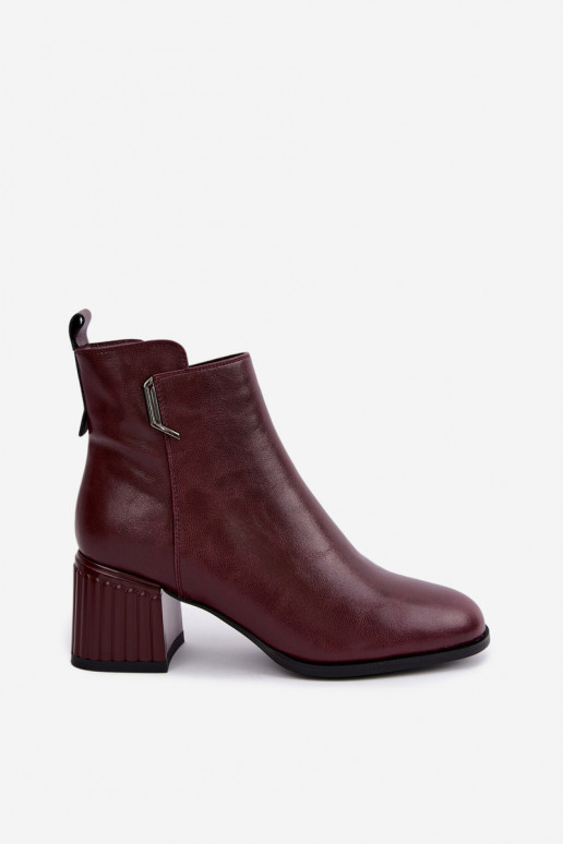 Botins de couro com saltos isolados D&A CR62-3442 na cor bordô
