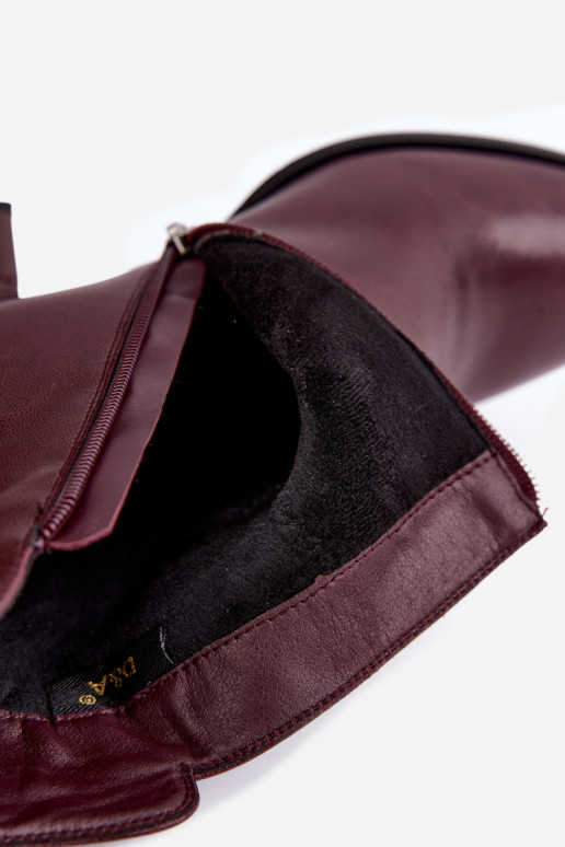 Botins de couro com saltos isolados D&A CR62-3442 na cor bordô
