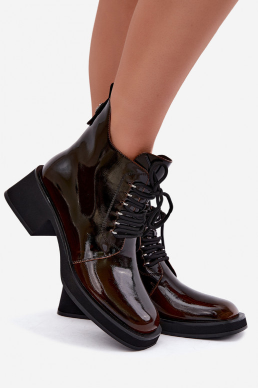 Botins isolados de couro sintético com efeito verniz Klocke GOE UU2N4128 castanho escuro
